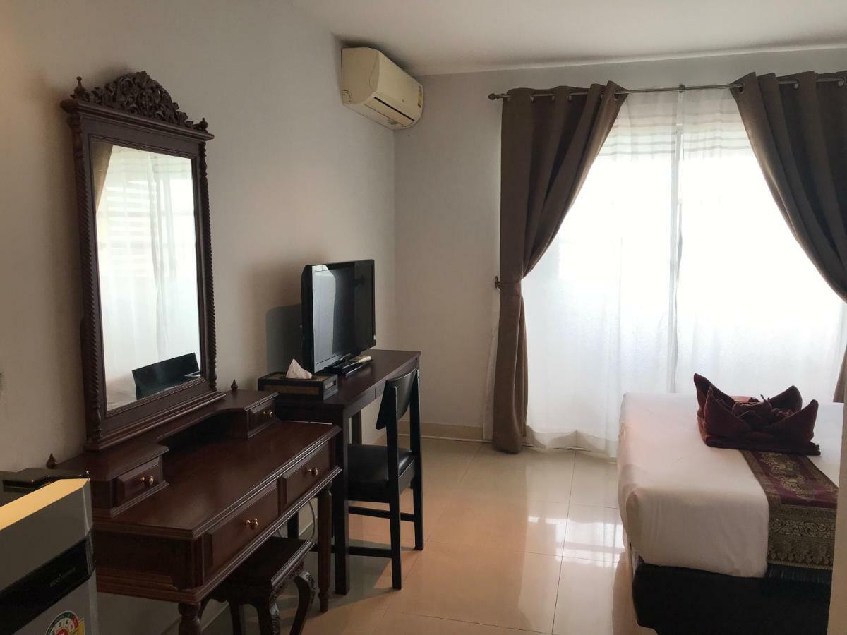 Montana Court Pattaya Appartement Buitenkant foto