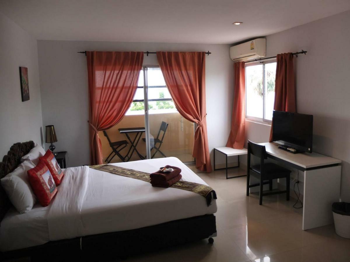 Montana Court Pattaya Appartement Buitenkant foto